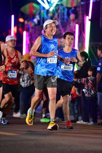 BIB: 43002, 43272, 40201
                            <button type="button" onclick="openModal(20586057)" class="btn btn-primary btn-sm float-right btn-popup" data-toggle="modal" data-target=".modal-high-quality">
                        <i class="fas fa-shopping-cart"></i> Add to Cart
                    </button>
                                            <button type="button" onclick="isThisMe(20586057, true)" class="btn btn-success btn-sm float-right btn-popup btn-isme hidden" data-toggle="tooltip" data-placement="bottom" title="นี่คือรูปของคุณใช่ไหม คลิกที่นี่เพื่อเอาเข้าอัลบั้ม">
                        <i class="fas fa-plus"></i> Add to album
                    </button>
                    <button type="button" onclick="isThisMe(20586057, false)" class="btn btn-warning btn-sm float-right btn-popup btn-isnotme hidden">
                        <i class="fas fa-ban"></i> Remove from album
                    </button>